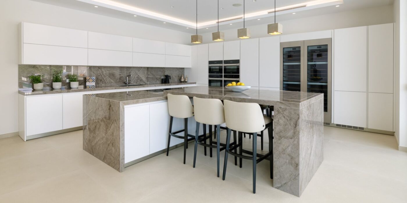 Elegance In Every Detail: A Kitchen Design by Beatriz Ruipérez